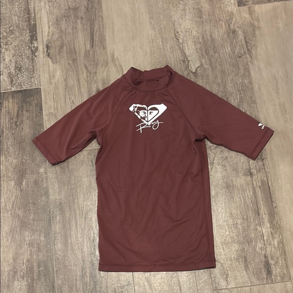 Roxy Maroon Rash Guard Top - Picture 1 of 4